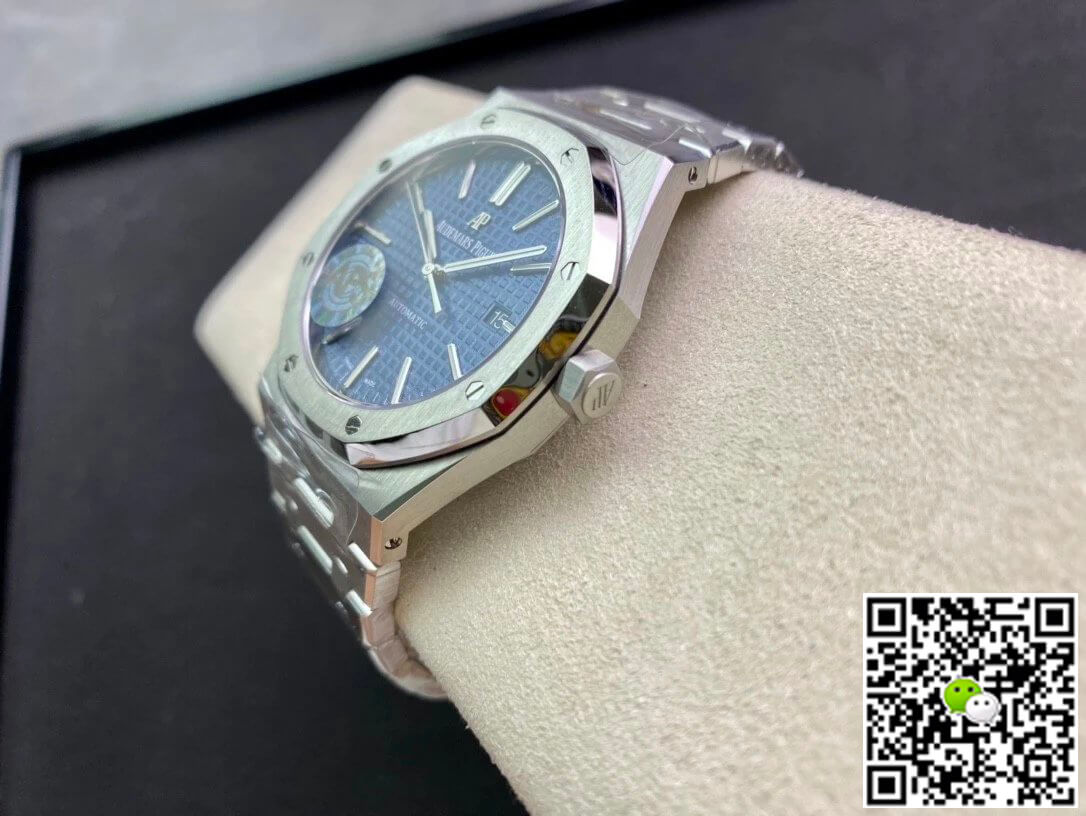 Replica Audemars P1g*et Royal Oak 15400ST.OO.1220ST.03 1:1 Best Edition APS Factory Blue Dial
