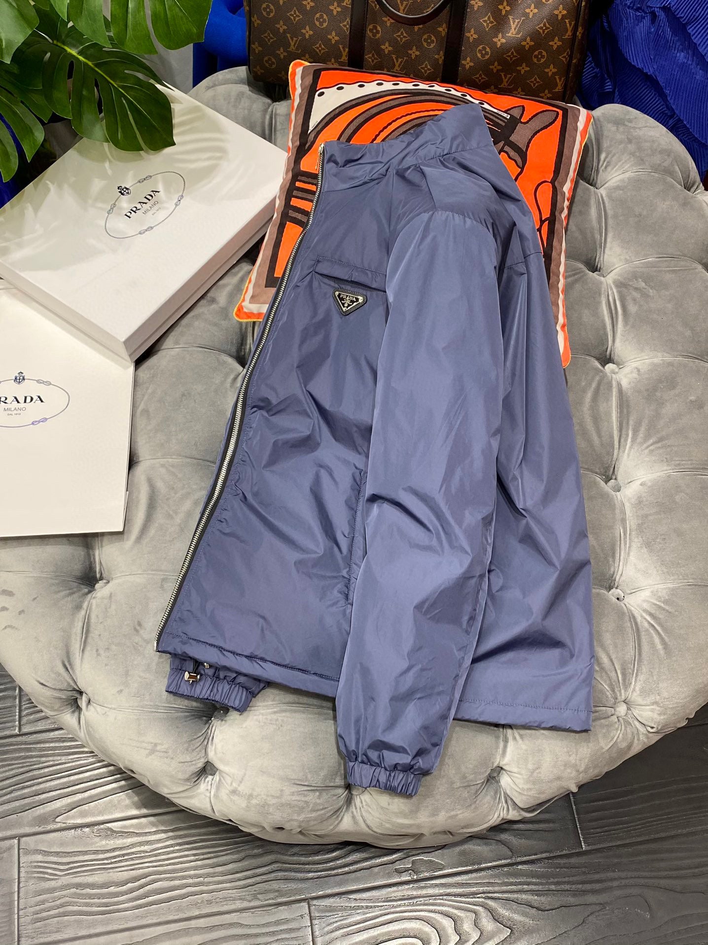 Pra*a Jacket