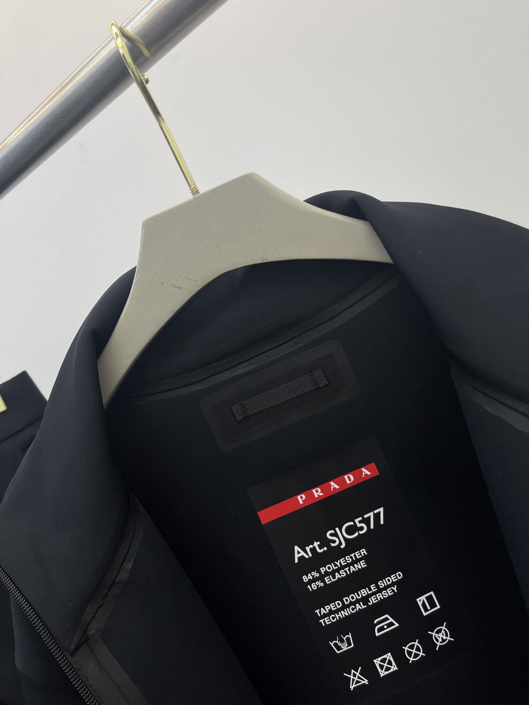 Pra*a Jacket