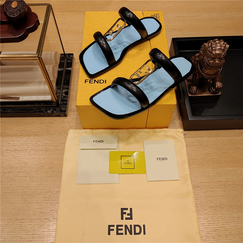 F**di flat beach sandals