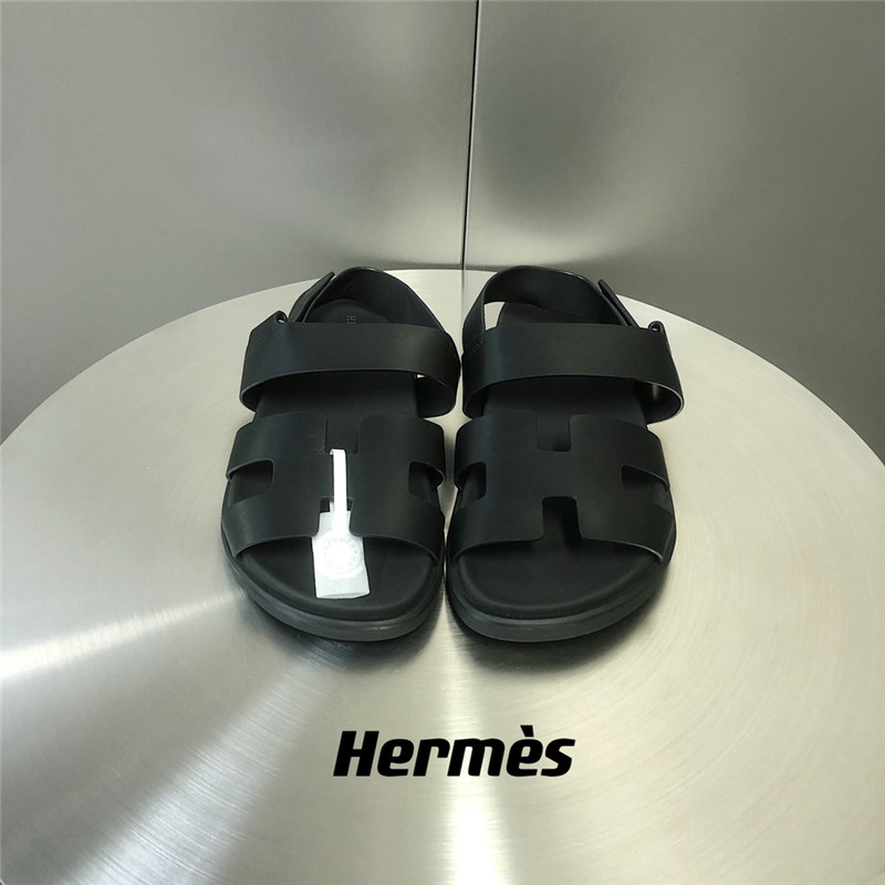 H**me5 GENIUS second uncle sandals