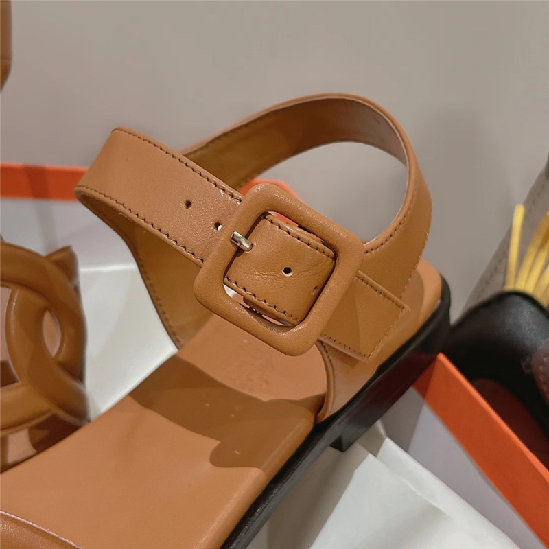 H**me5 extra flat sandal