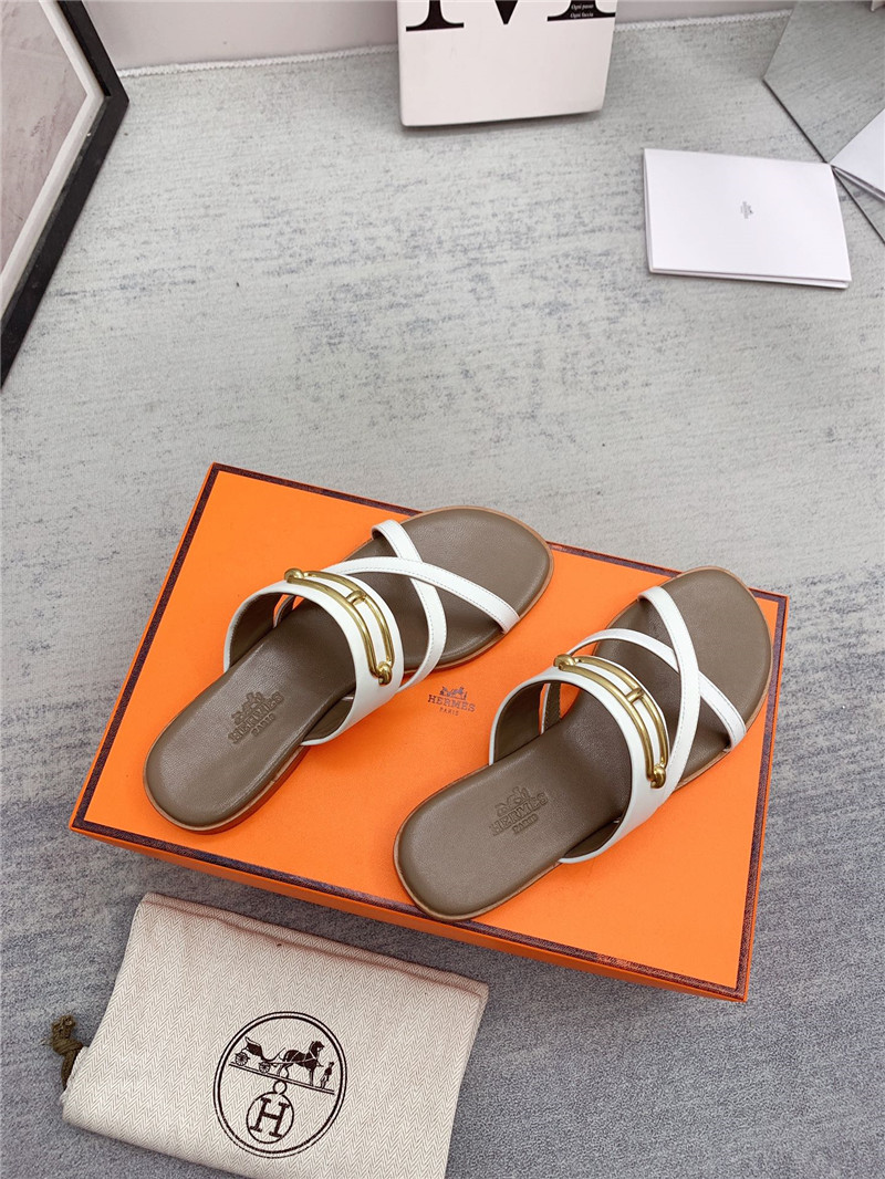 H**me5 flat slippers