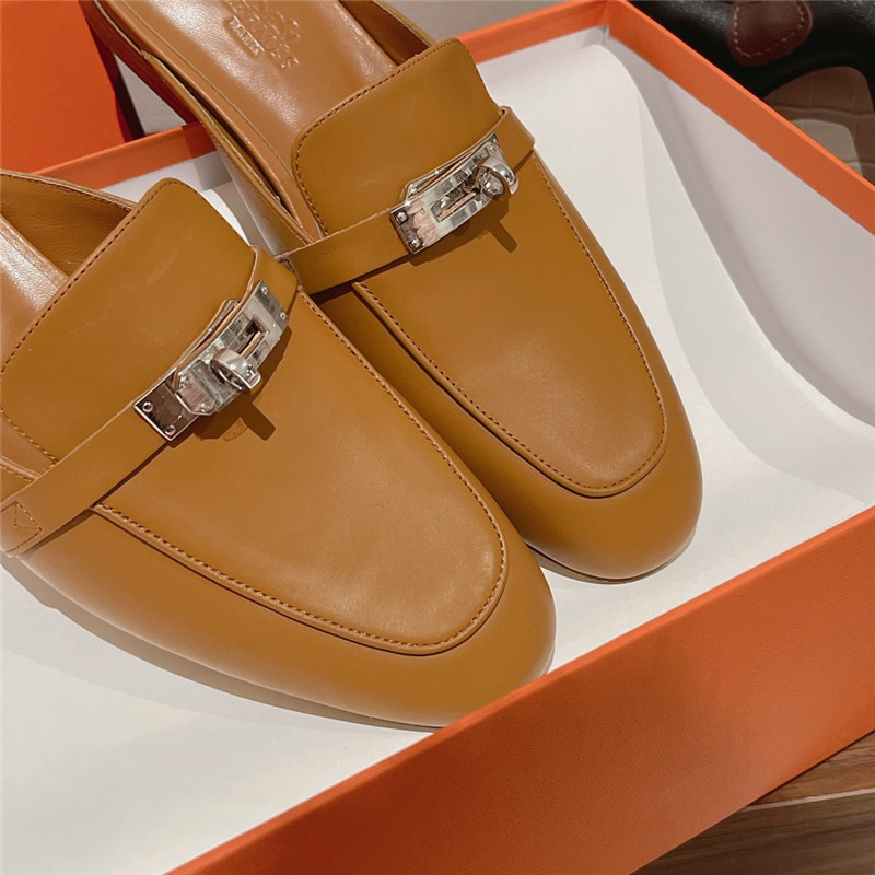H**me5 mini kelly slippers