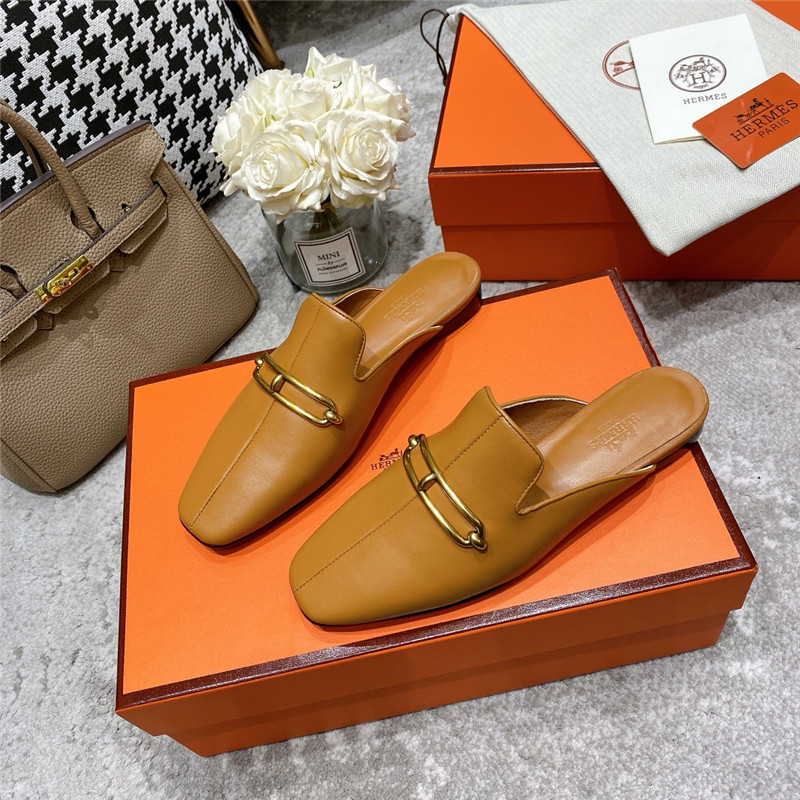 H**me5 muller flat slippers