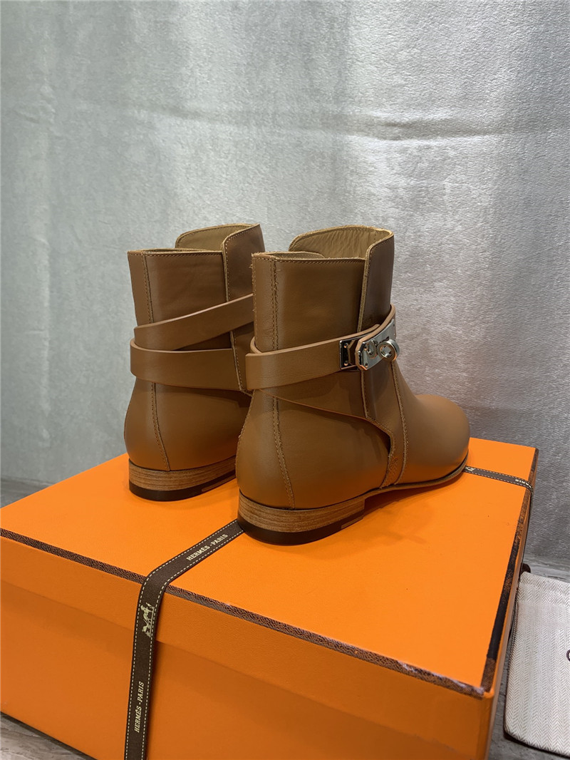 H**me5 kelly ankle boots