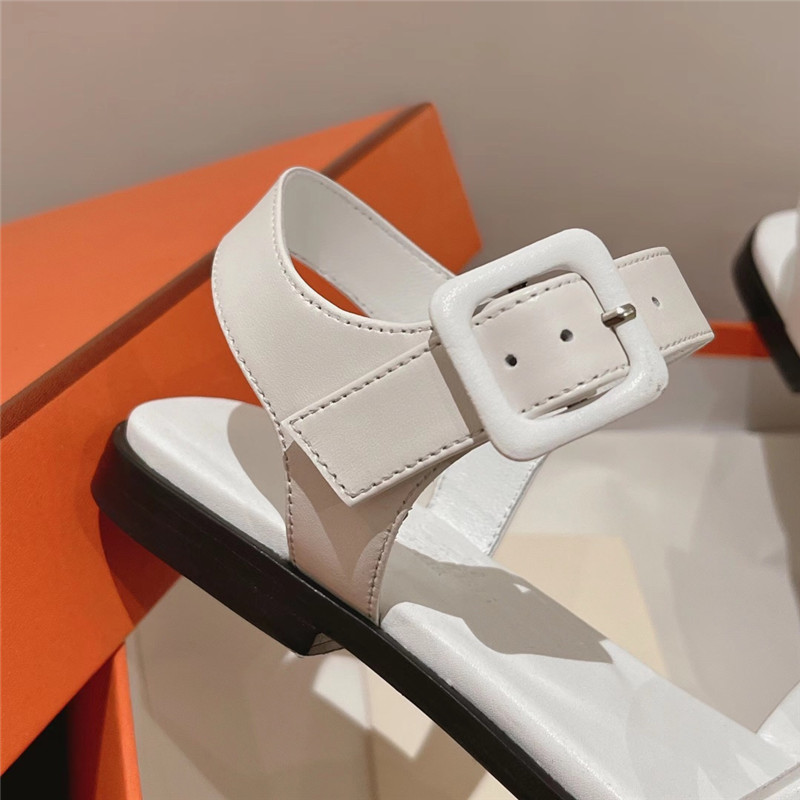 H**me5 extra flat sandal