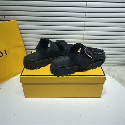 F**di ff logo sandals