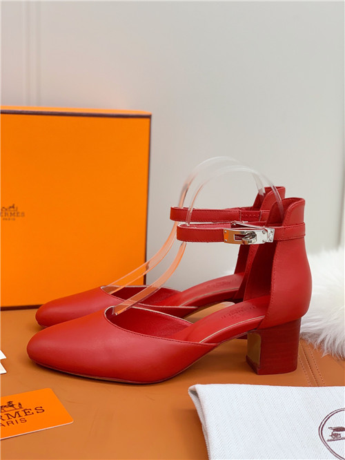 H**me5 kelly sandals