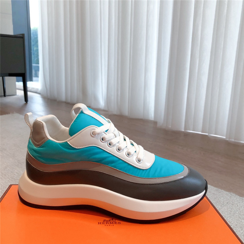 H**me5 new sneakers