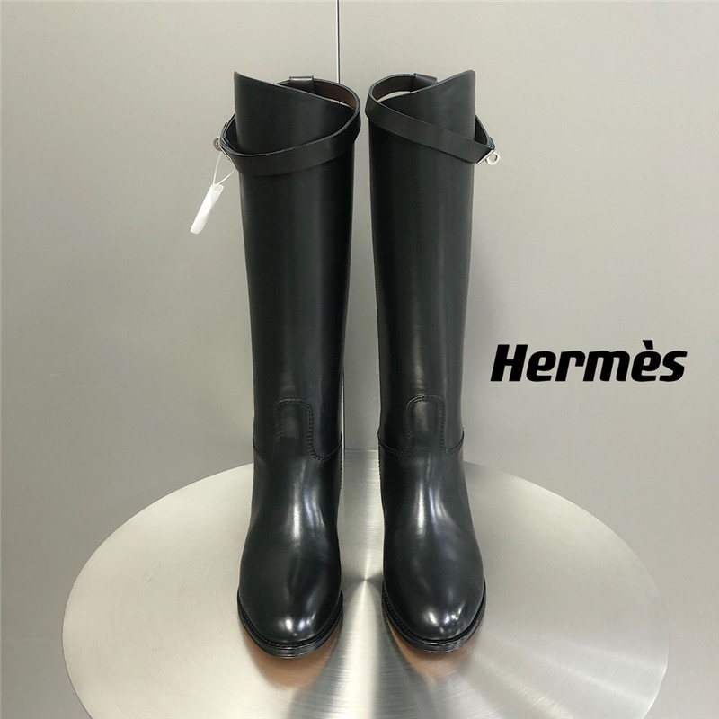 H**me5 jumping boots