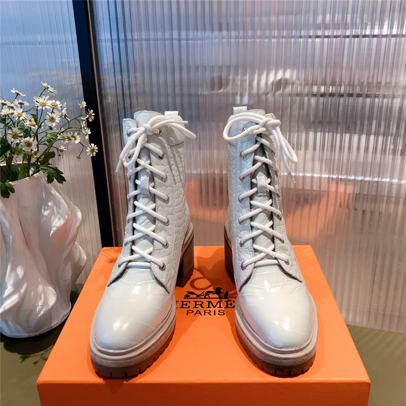 H**me5 classic ankle boots