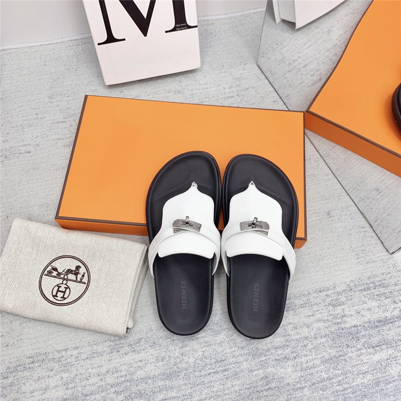 H**me5 couple shoes