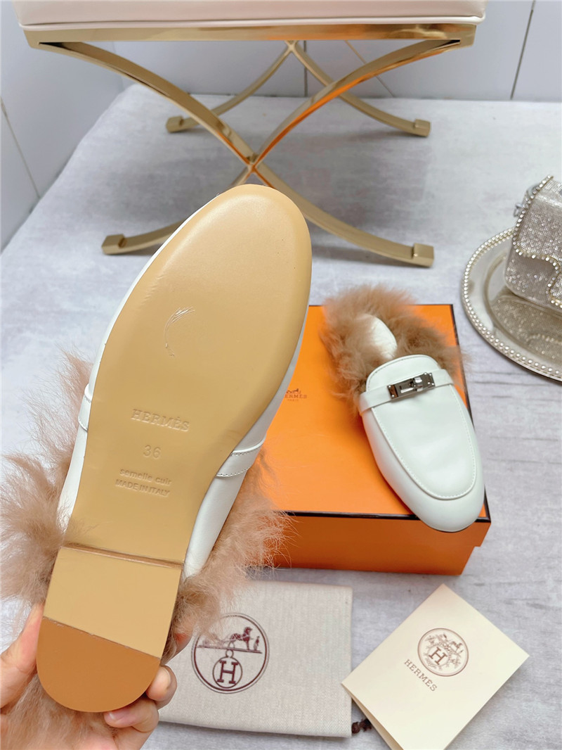 H**me5 classic wool slippers