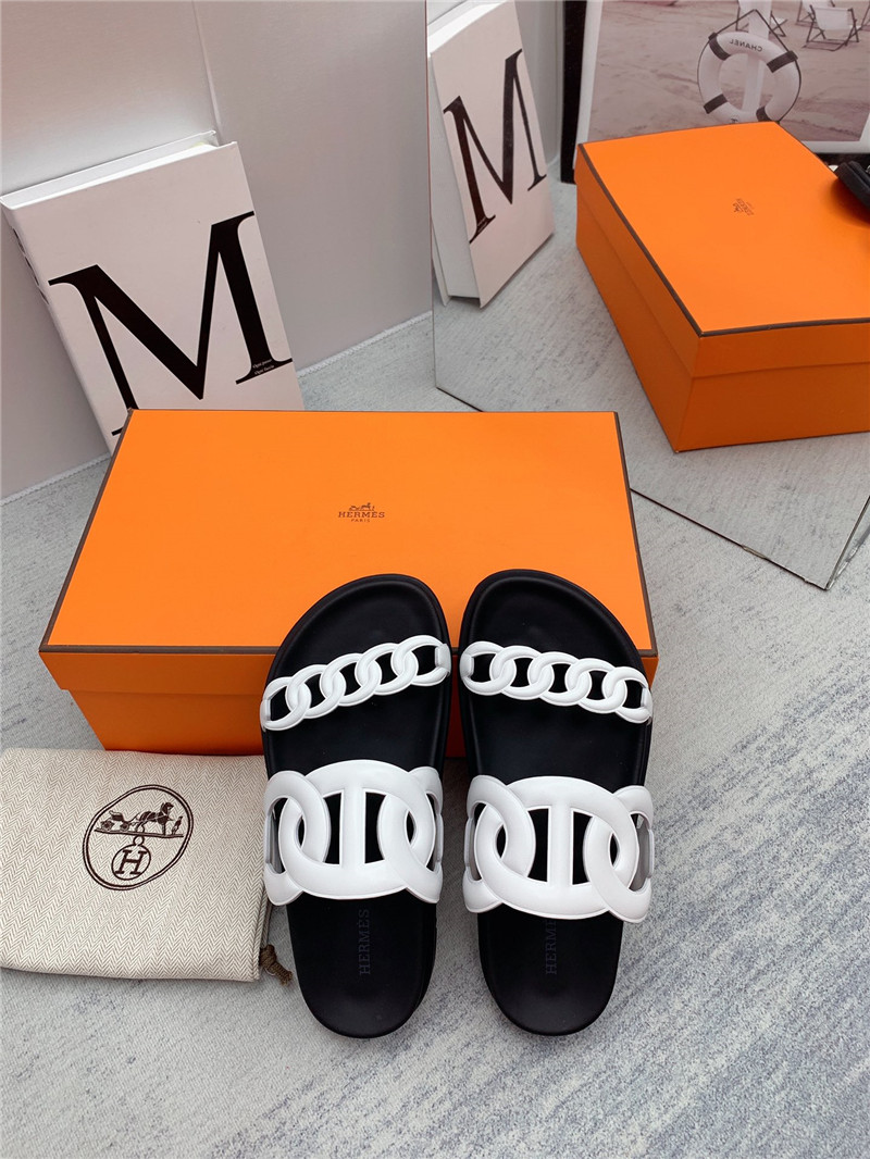 H**me5 couple shoes