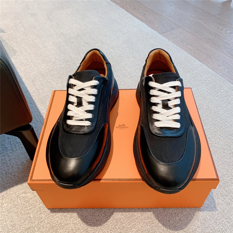H**me5 classic look-alike British retro white shoes