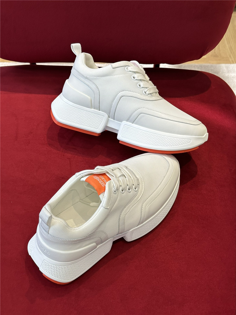 H**me5 new sneakers