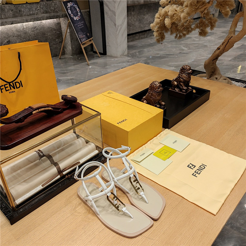 F**di flat beach sandals