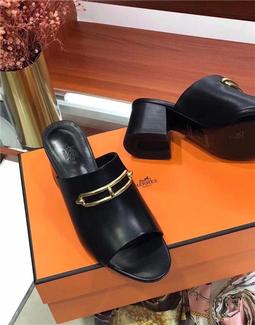 H**me5 Dupes blossom mule slippers