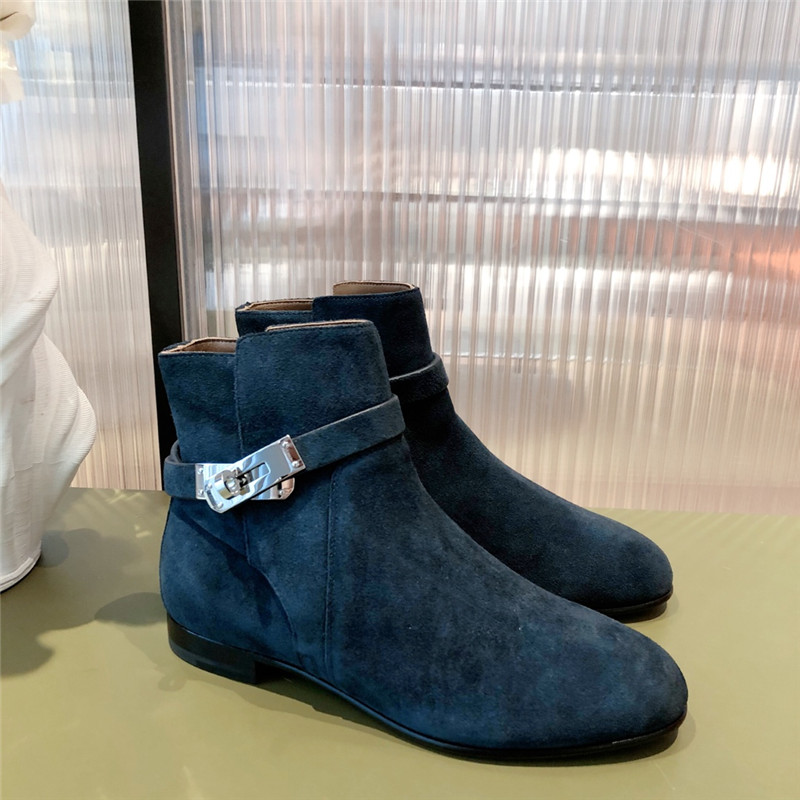 H**me5 kelly buckle ankle boots