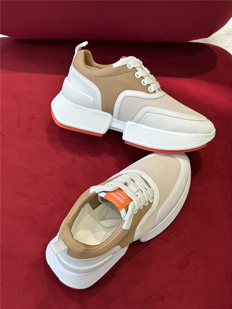 H**me5 new sneakers
