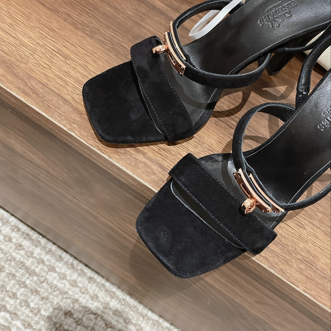 H**me5 Fashion Versatile Sandals