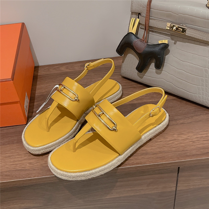 H**me5 knitted flat sandals