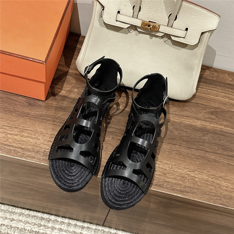 H**me5 cutout pig nose espadrille sandals