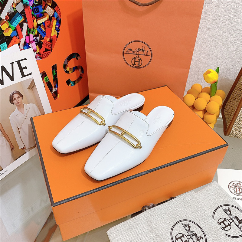 H**me5 flat slippers