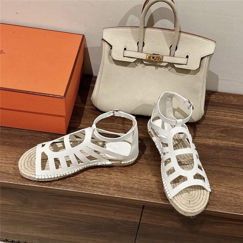 H**me5 cutout pig nose espadrille sandals