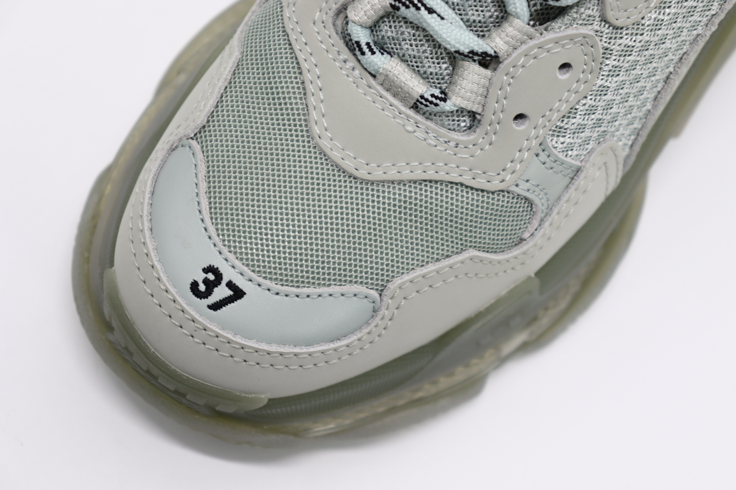 Ba1en*iaga Triple S Grey Replica