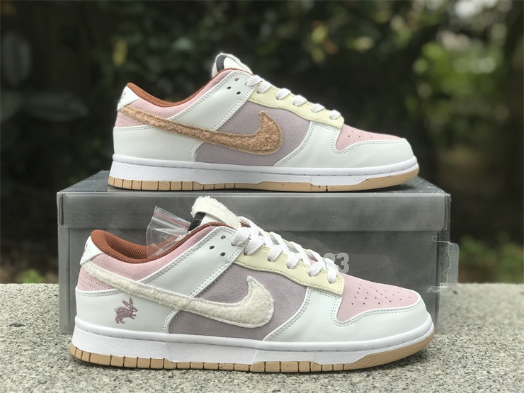 Nike Dunk Low Retro PRM