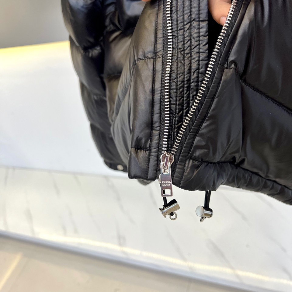 Pra*a Jacket