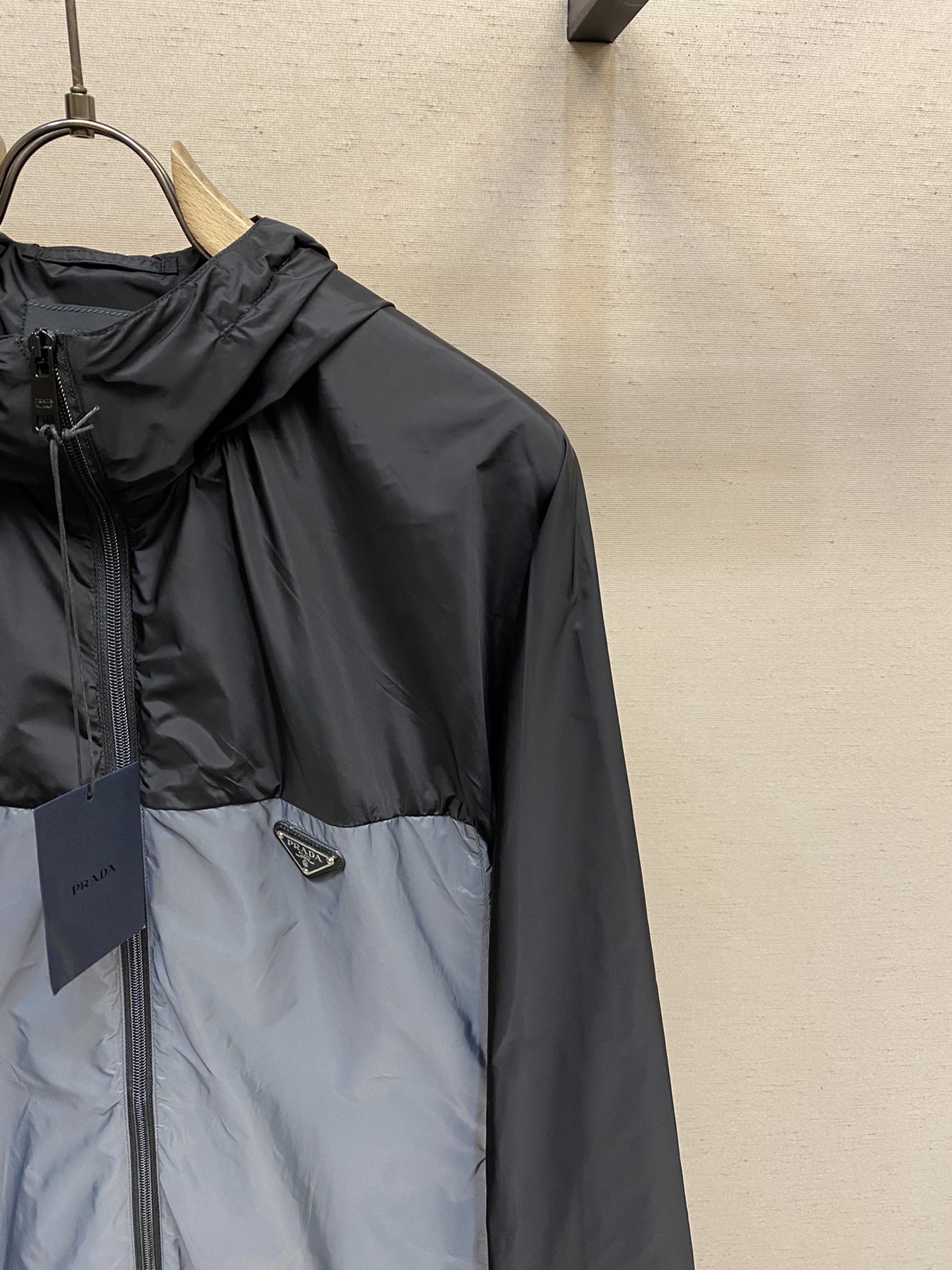 Pra*a Jacket