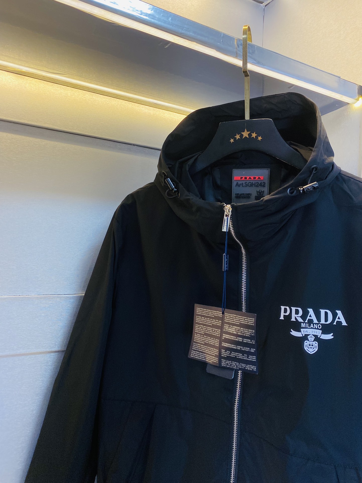 Pra*a Jacket