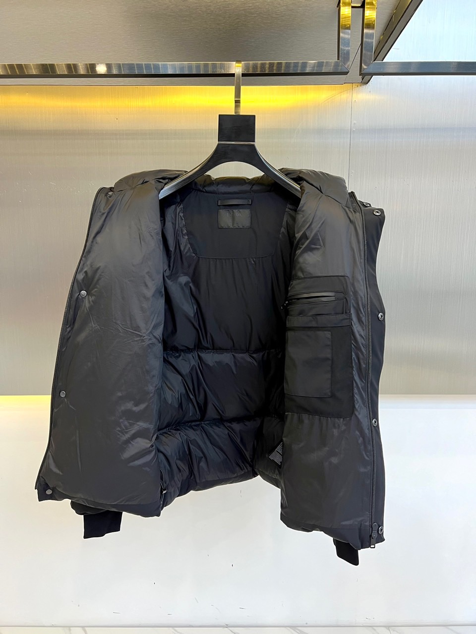 Pra*a Jacket