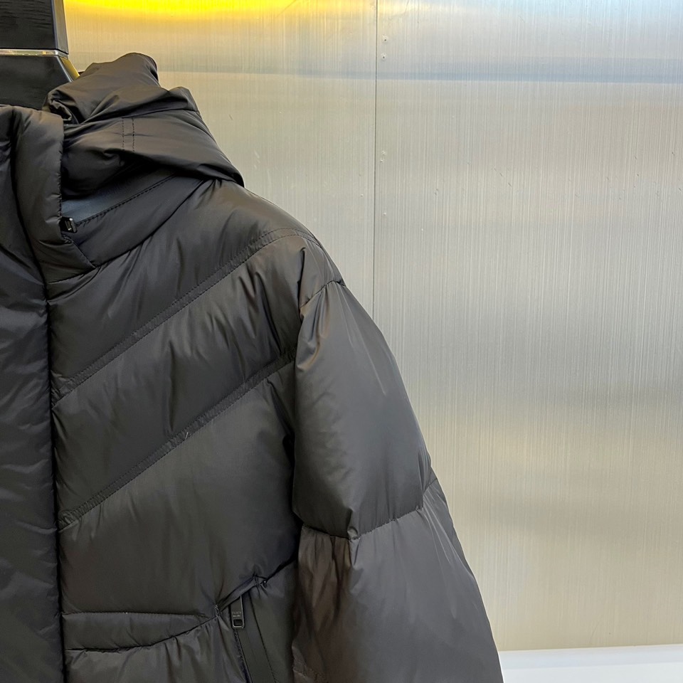 Pra*a Jacket