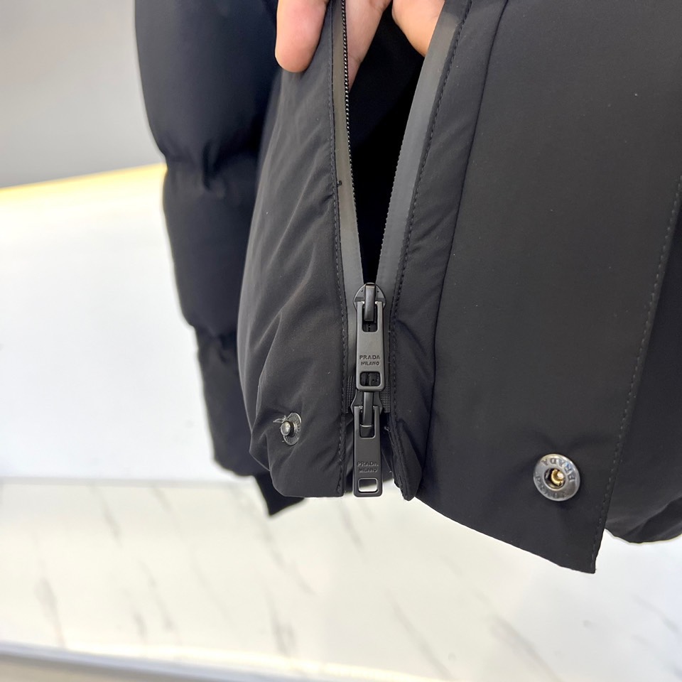 Pra*a Jacket