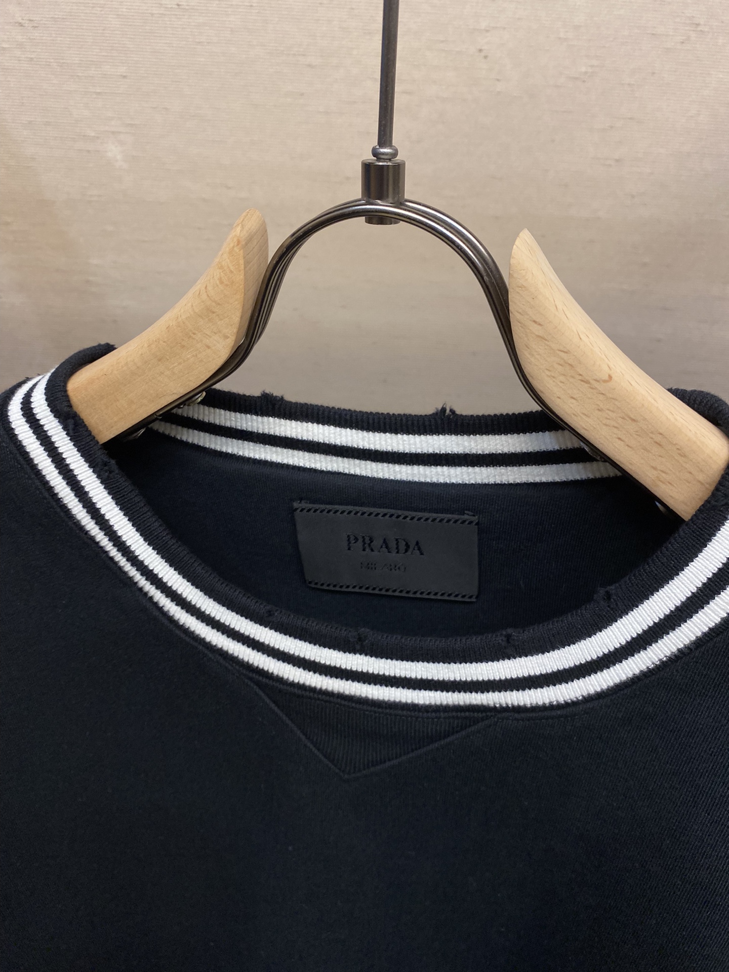 Pra*a Hoodie
