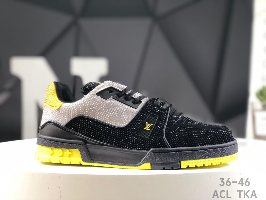 L0vis Vvtt0n Trainer Crystal Embellished Sneakers Replica