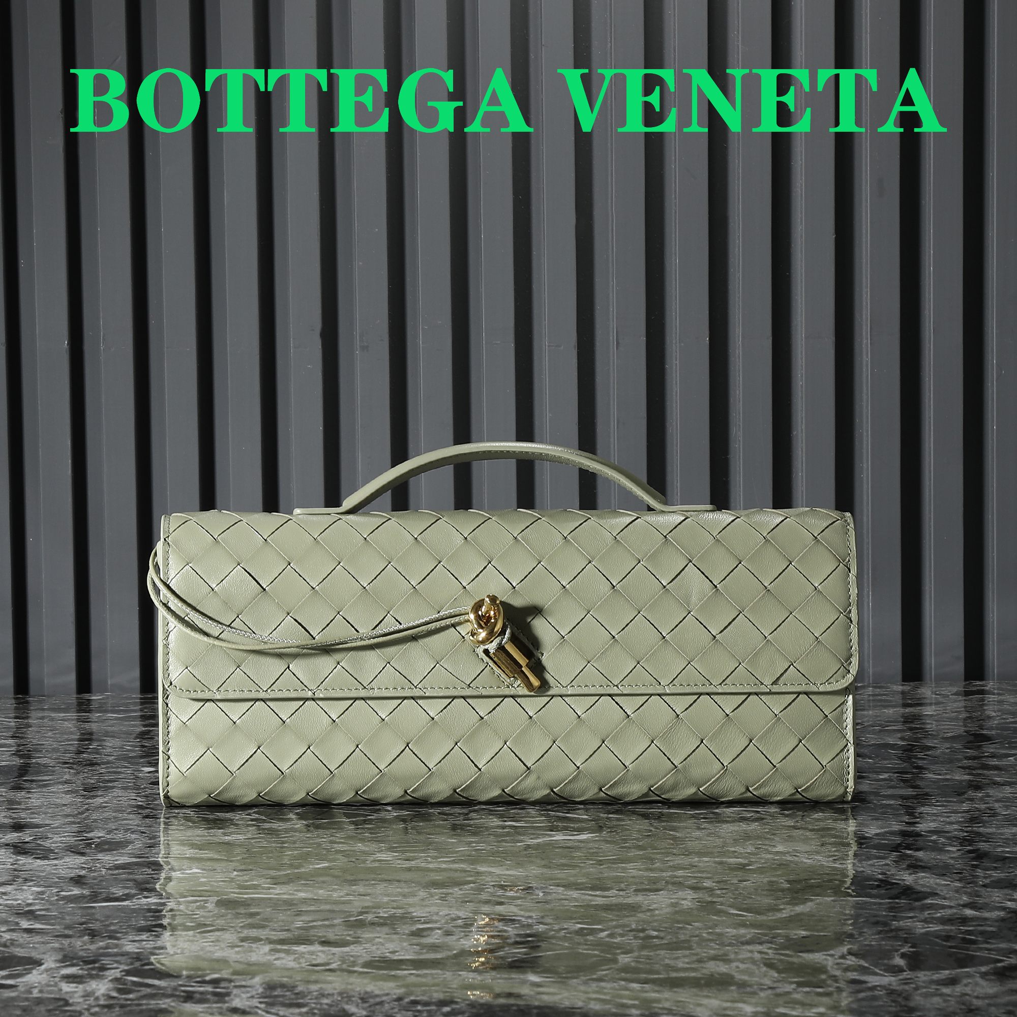 B0tt*ga Ven*ta Woman