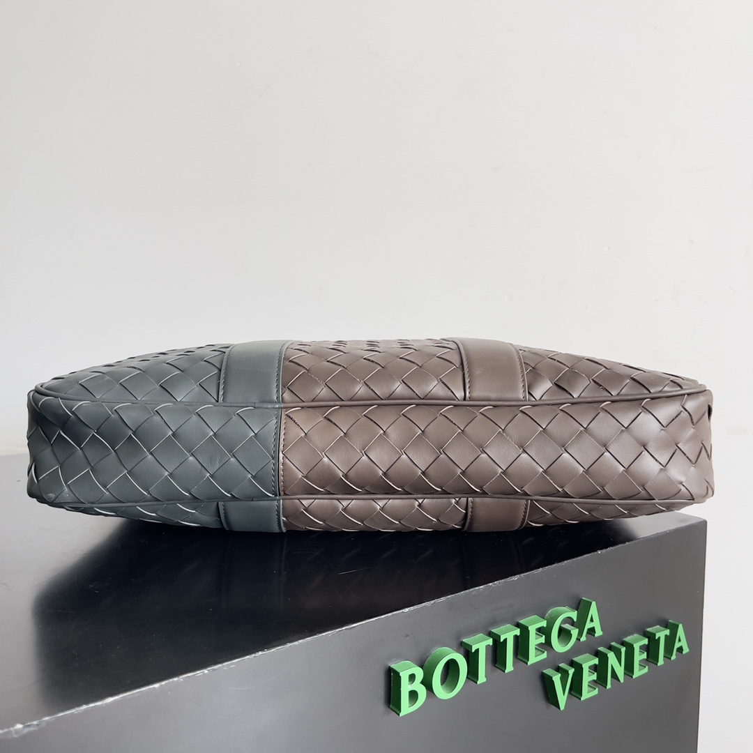 Best Replica B0tt*ga Ven*ta Bags(ColaReps)