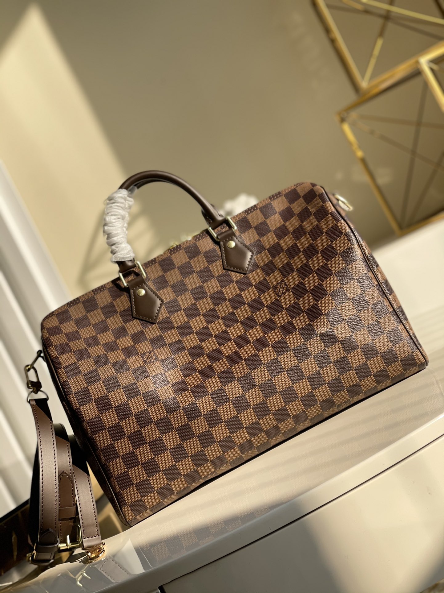 L0vis Vvtt0n Damier Ebene
