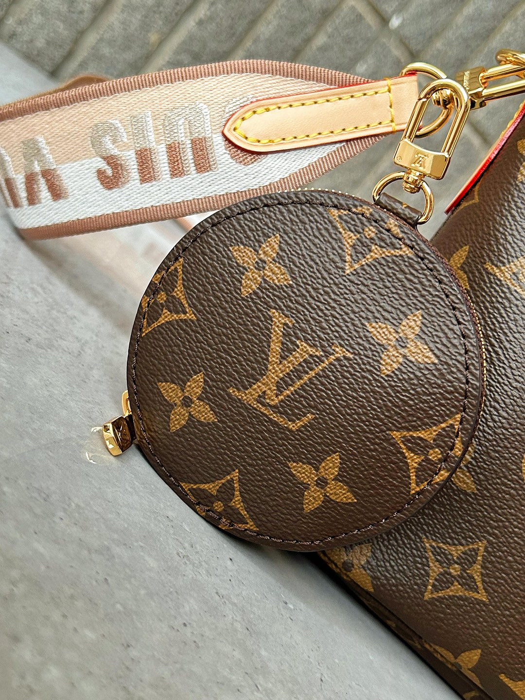 L0vis Vvtt0n Damier Ebene