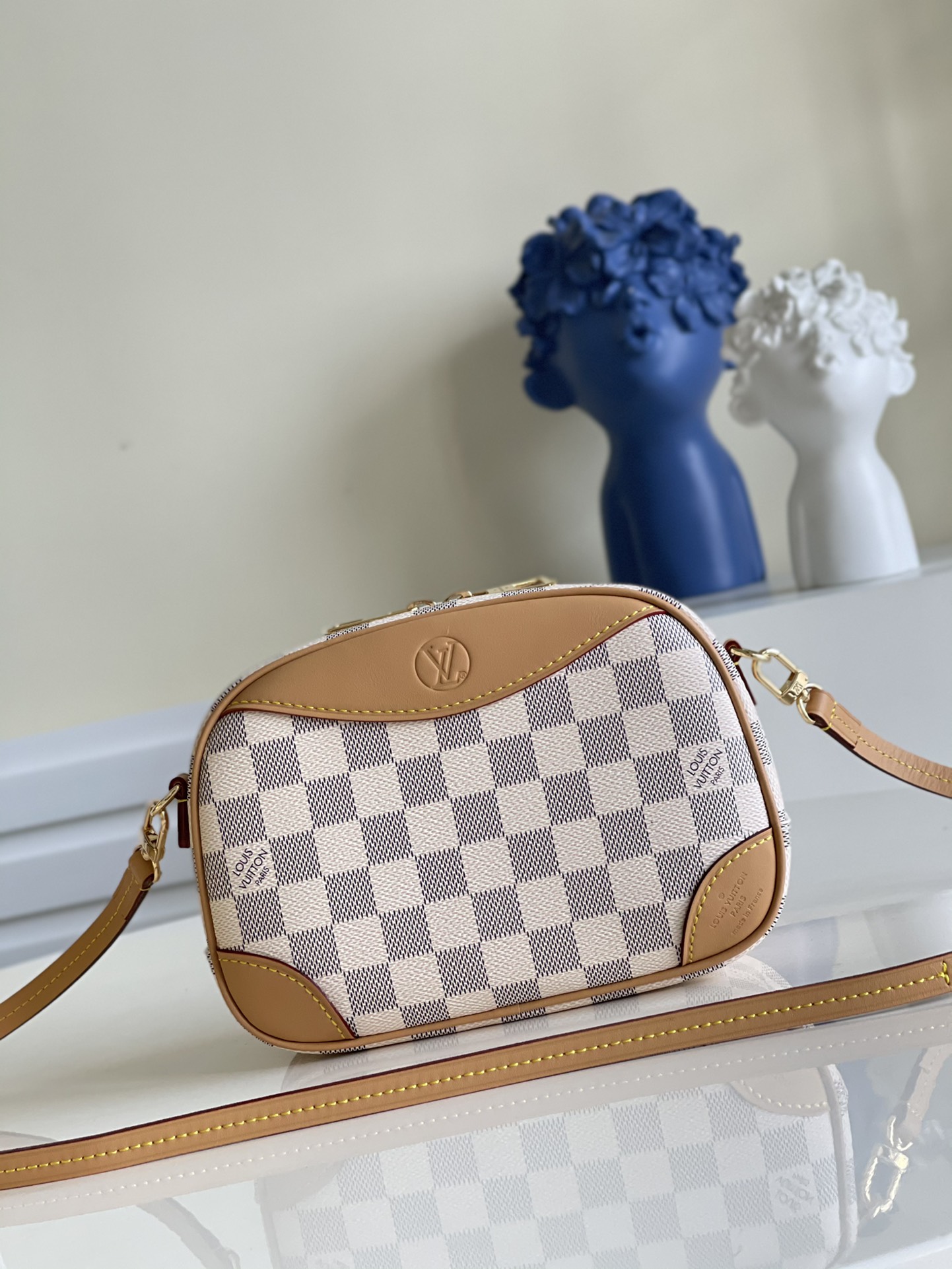 L0vis Vvtt0n Damier Azur
