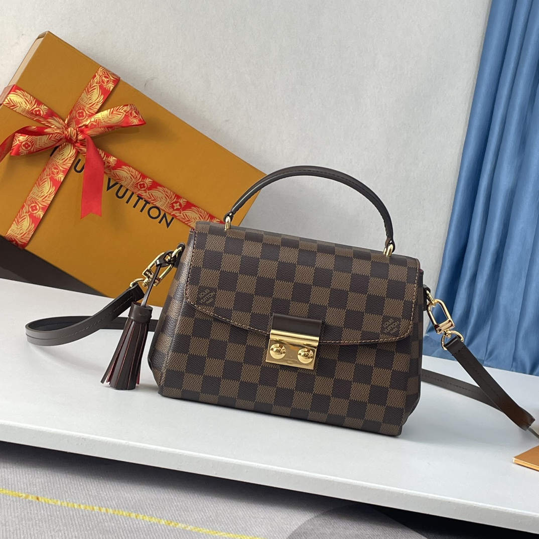 L0vis Vvtt0n Damier Azur