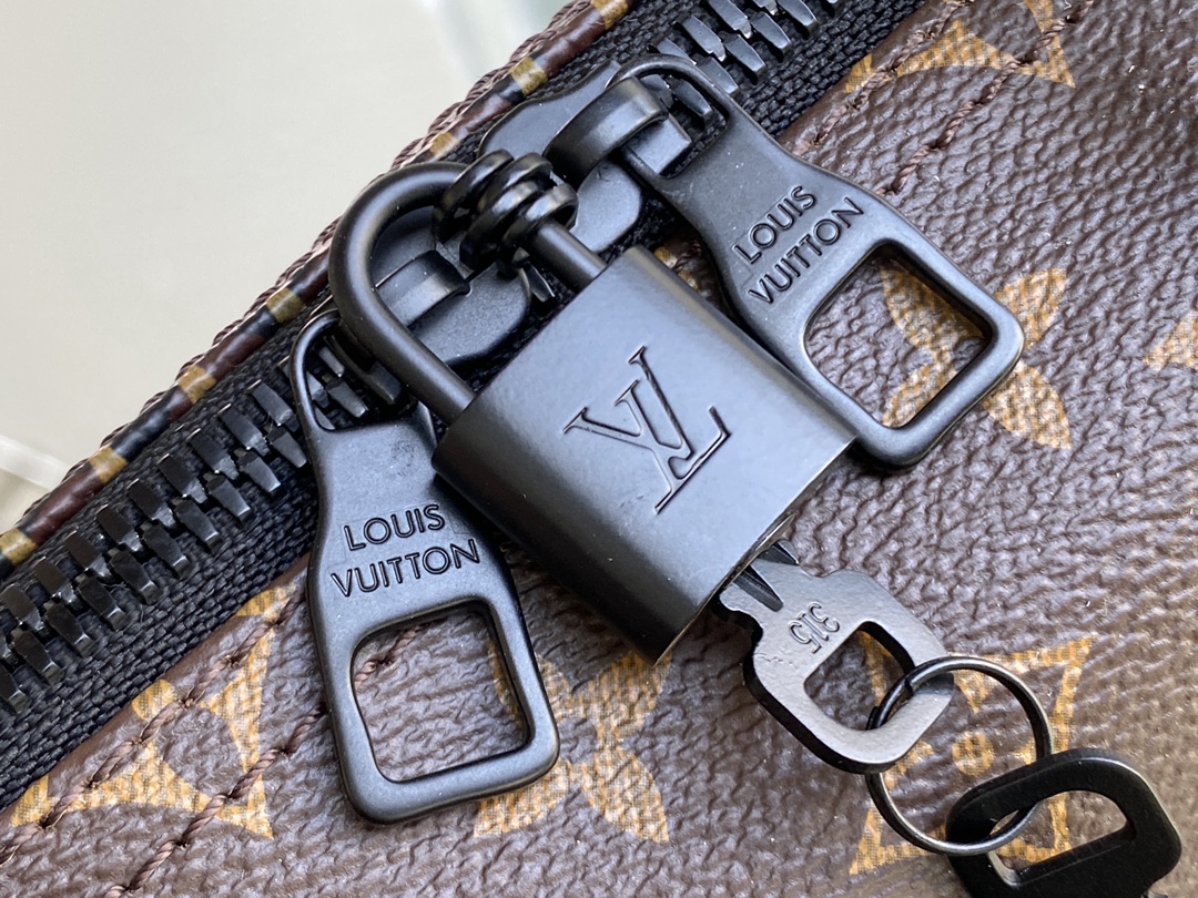 L0vis Vvtt0n Damier Ebene