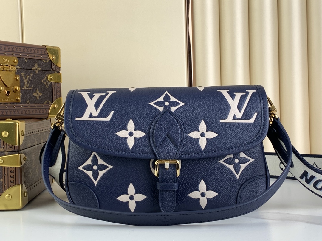 L0vis Vvtt0n Monogram Empreinte