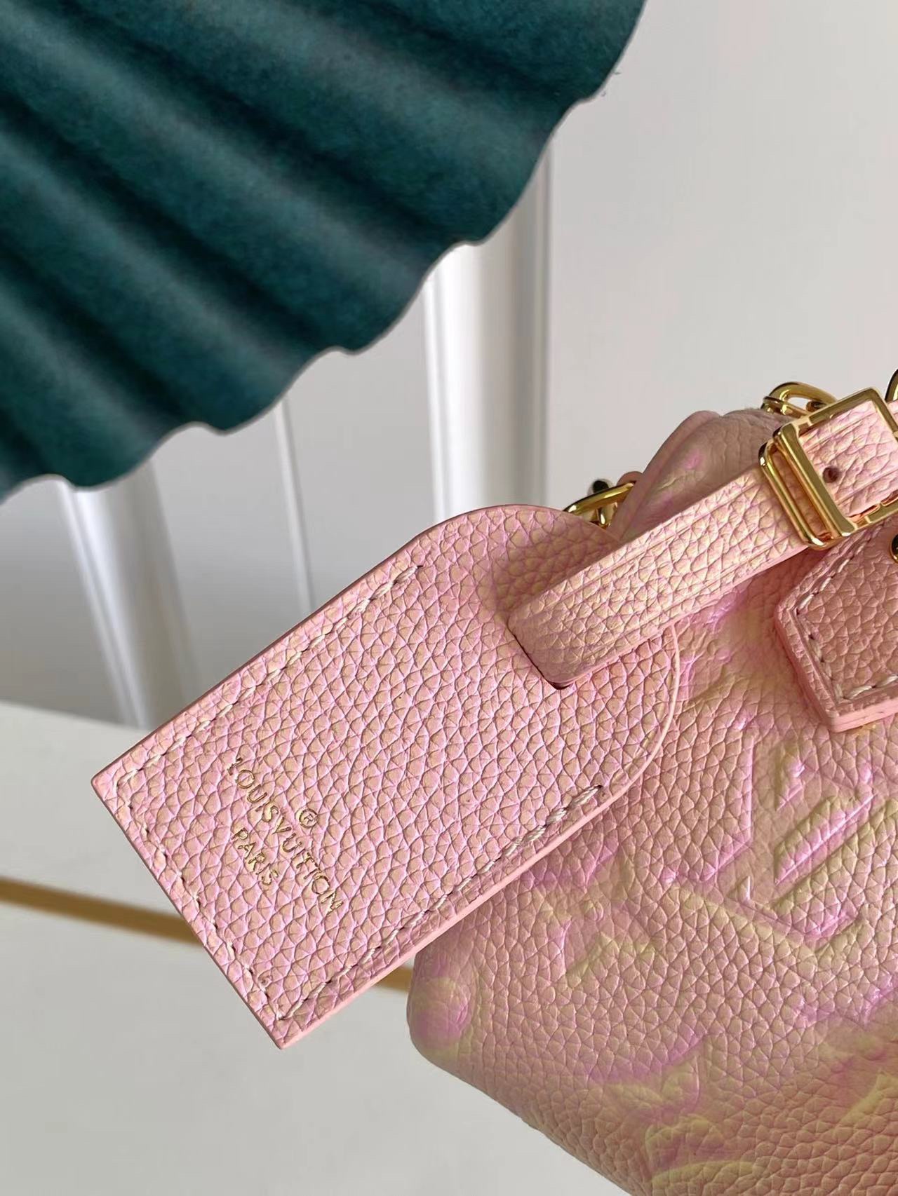 L0vis Vvtt0n Monogram Empreinte