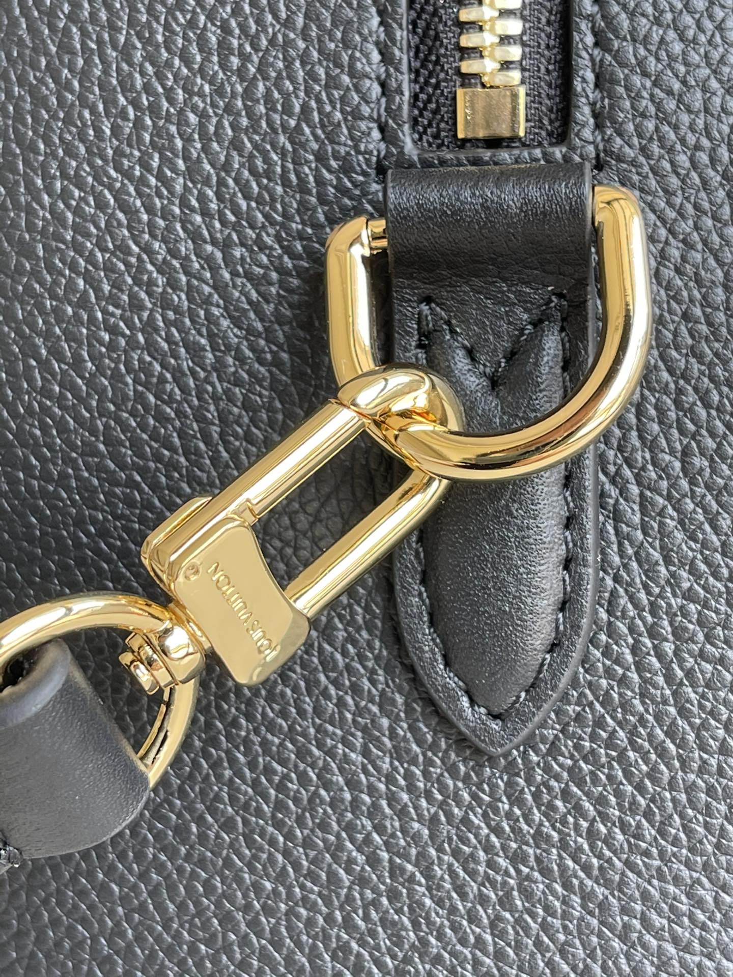 L0vis Vvtt0n Monogram Empreinte